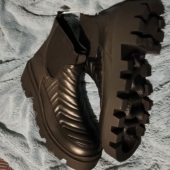 Gucci black boots nwot - Picture 5 of 9